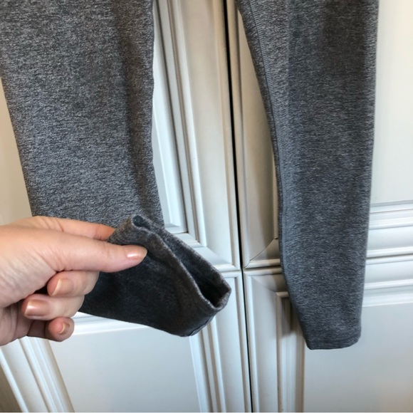 Reversible Ivivva by Lululemon girls leggings 🍋 - Picture 4 of 12